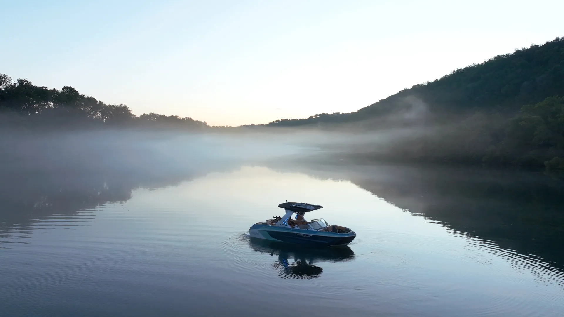 Tige Ultre ZX idling on a misty lake at dawn