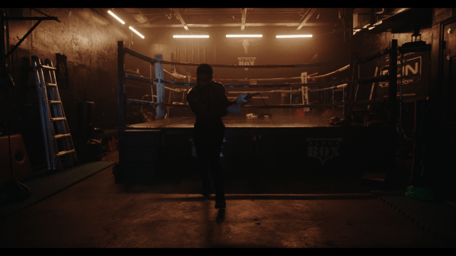 Boxing — frame 09