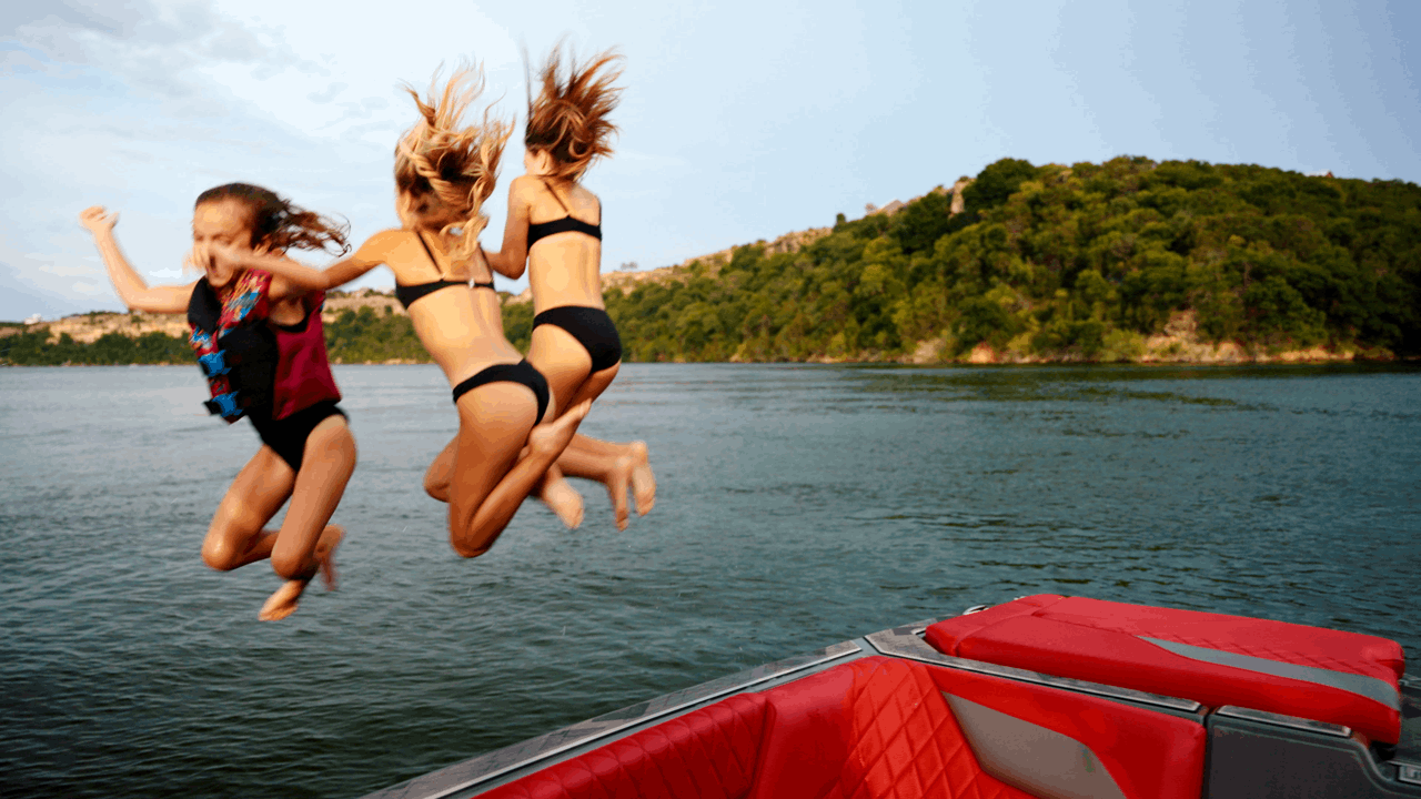 Tige Boats — frame 07